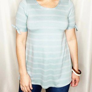 Just Darling striped tee (M)